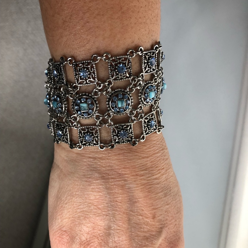 Bracelet - Picture 3 of 4